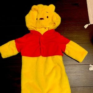 Disney Classic Pooh kids costume